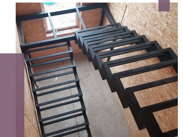 Демонтаж лестниц на металлокаркасе в Шелехове от 7715 руб. за м²