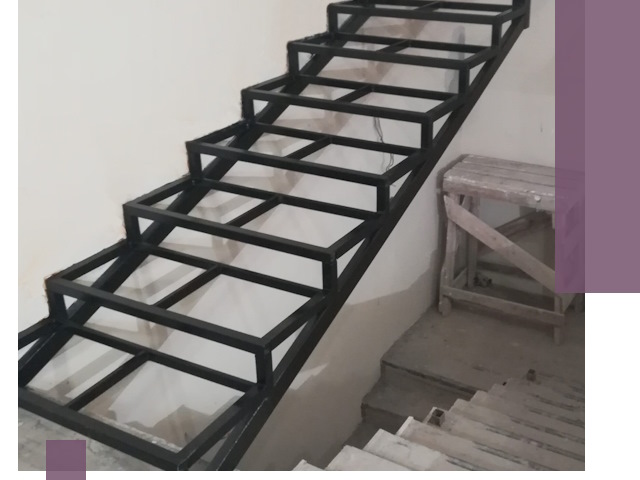 Демонтаж лестниц на металлокаркасе в Шелехове: быстрый вывоз и разбор