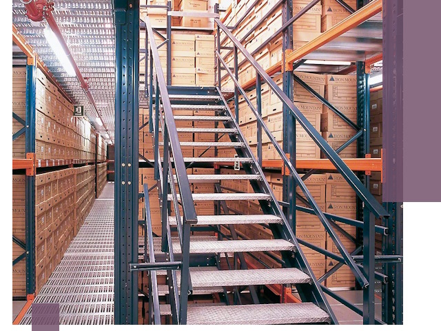 Лестницы складские прочные и безопасные под ключ в Шелехове